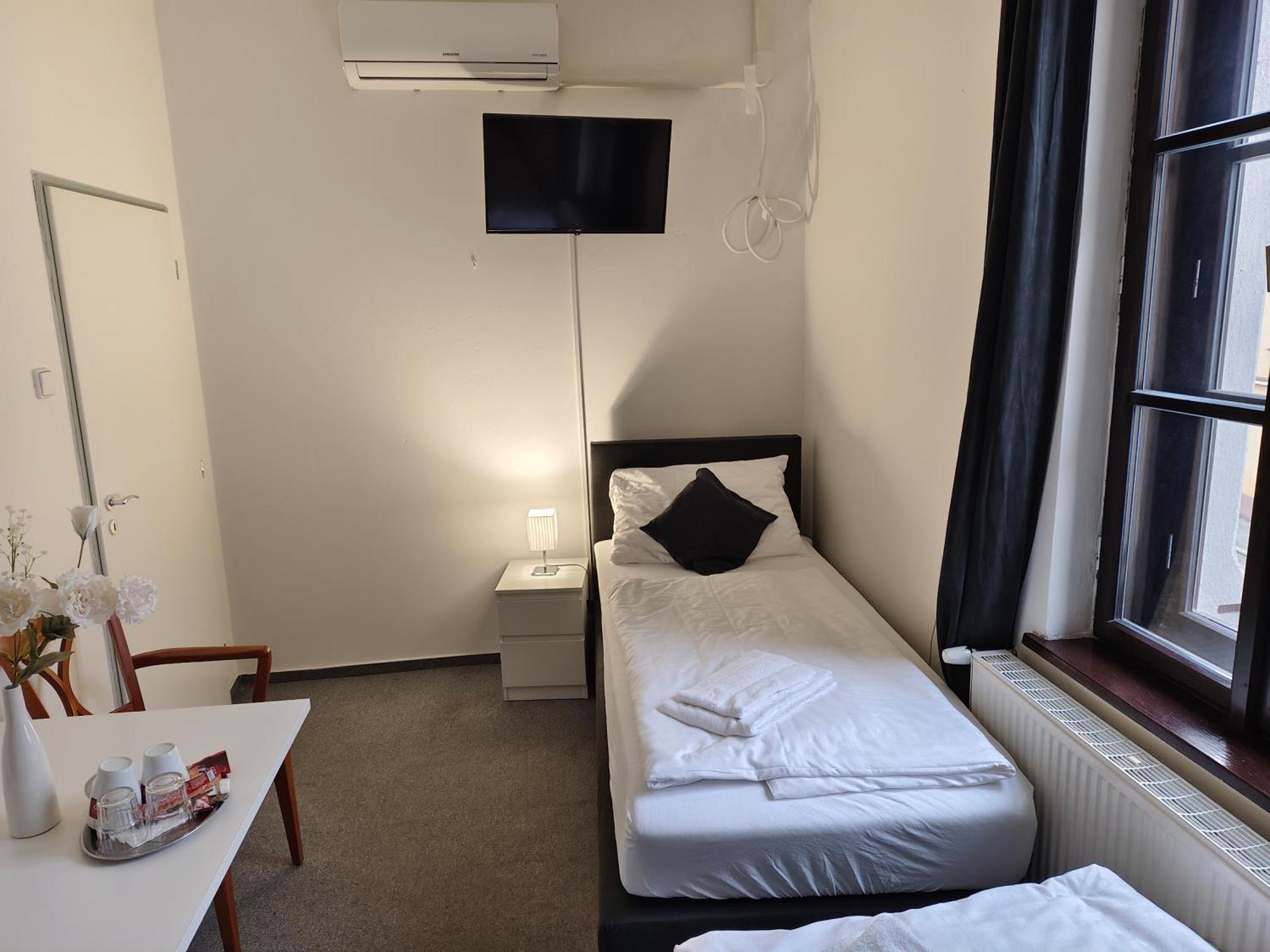 Hotel Bily Konicek Trebon Exterior photo